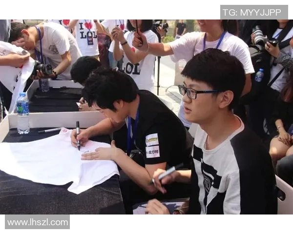 高校联赛精彩回顾EDG展现出色实力与团队默契的完美结合