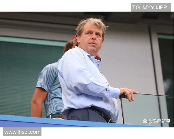 卢卡库重返英超赛场能否带领球队重塑辉煌引发球迷热议