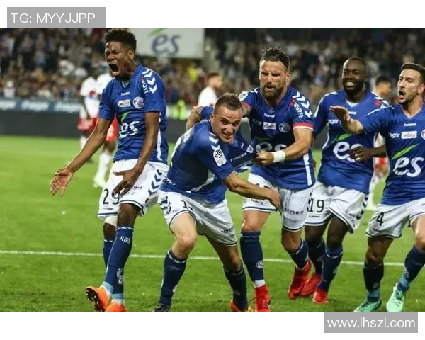 川崎前锋与鸟栖的激烈对决展现足球魅力与团队精神的完美结合