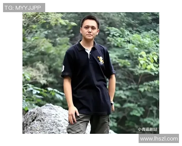 莱奥的传奇之路：从平凡少年到世界足球巨星的成长历程