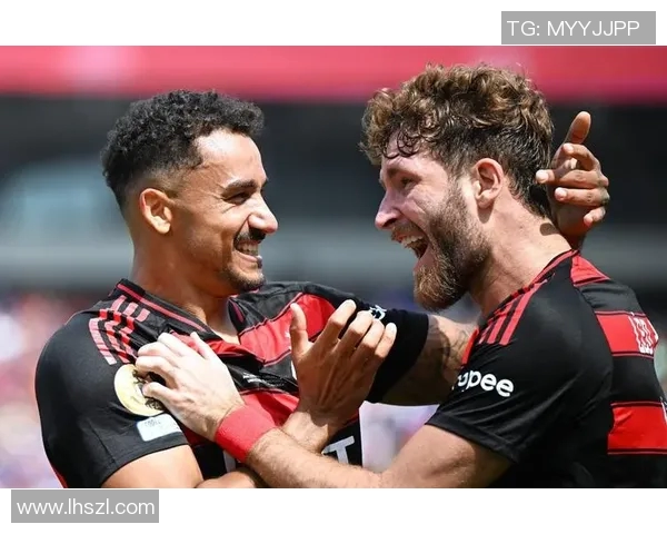 达尼洛：从足球场上的闪耀之星到生活中的坚韧奋斗者